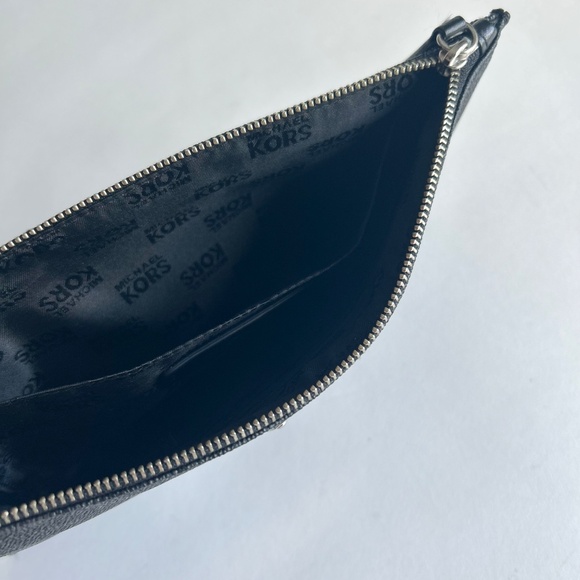 Michael Kors Black Grey Signature Logo Crossgrain Leather Wristlet - Picture 7 of 8